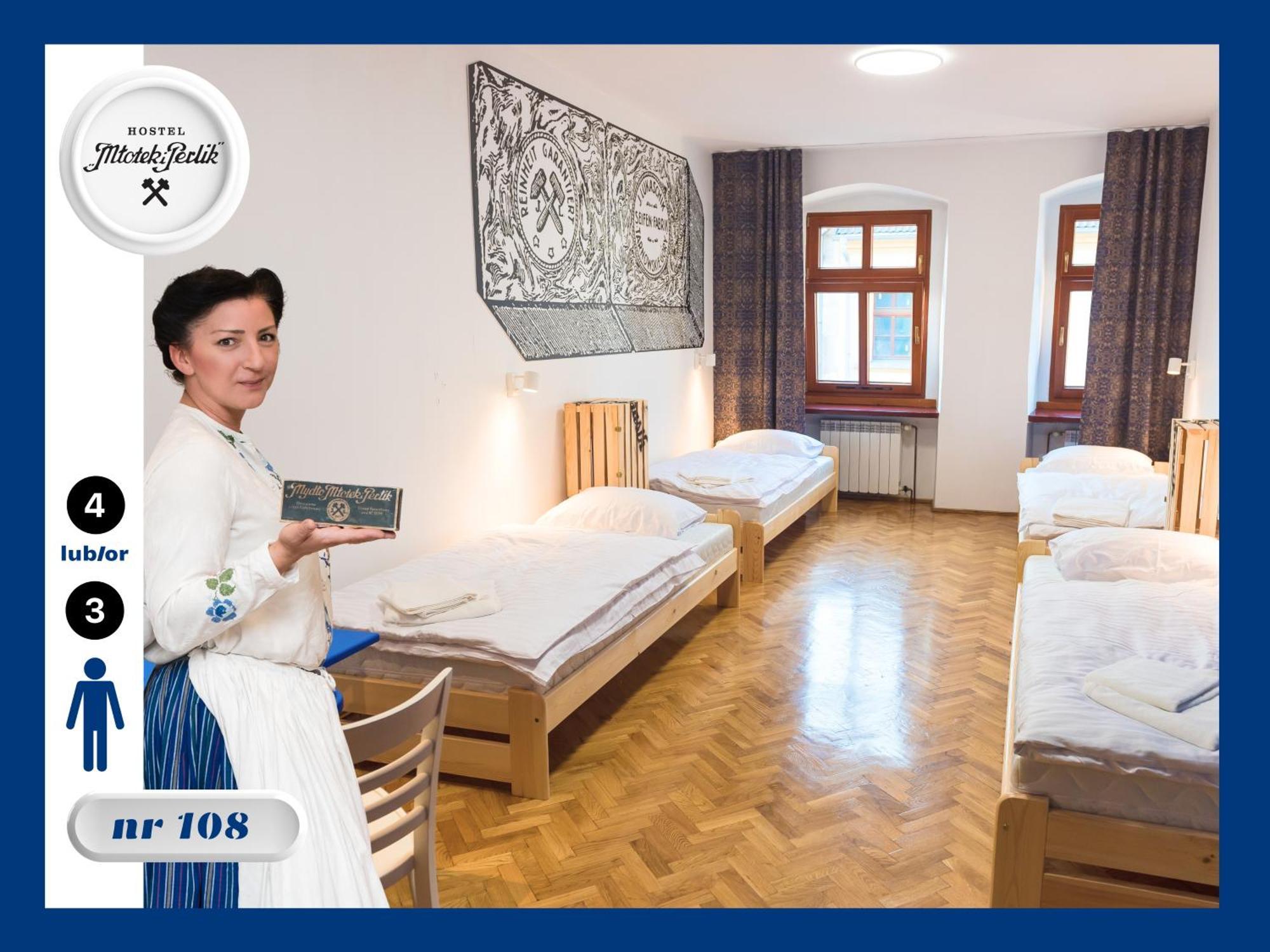Hostel Mlotek I Perlik Тарновске-Гуры Экстерьер фото
