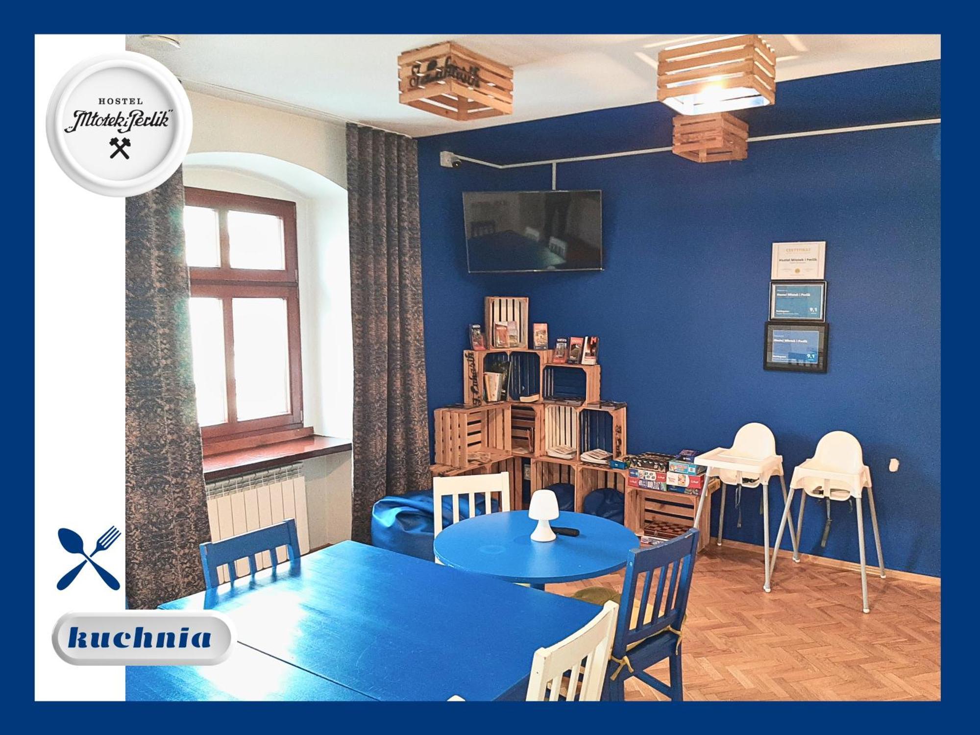 Hostel Mlotek I Perlik Тарновске-Гуры Экстерьер фото