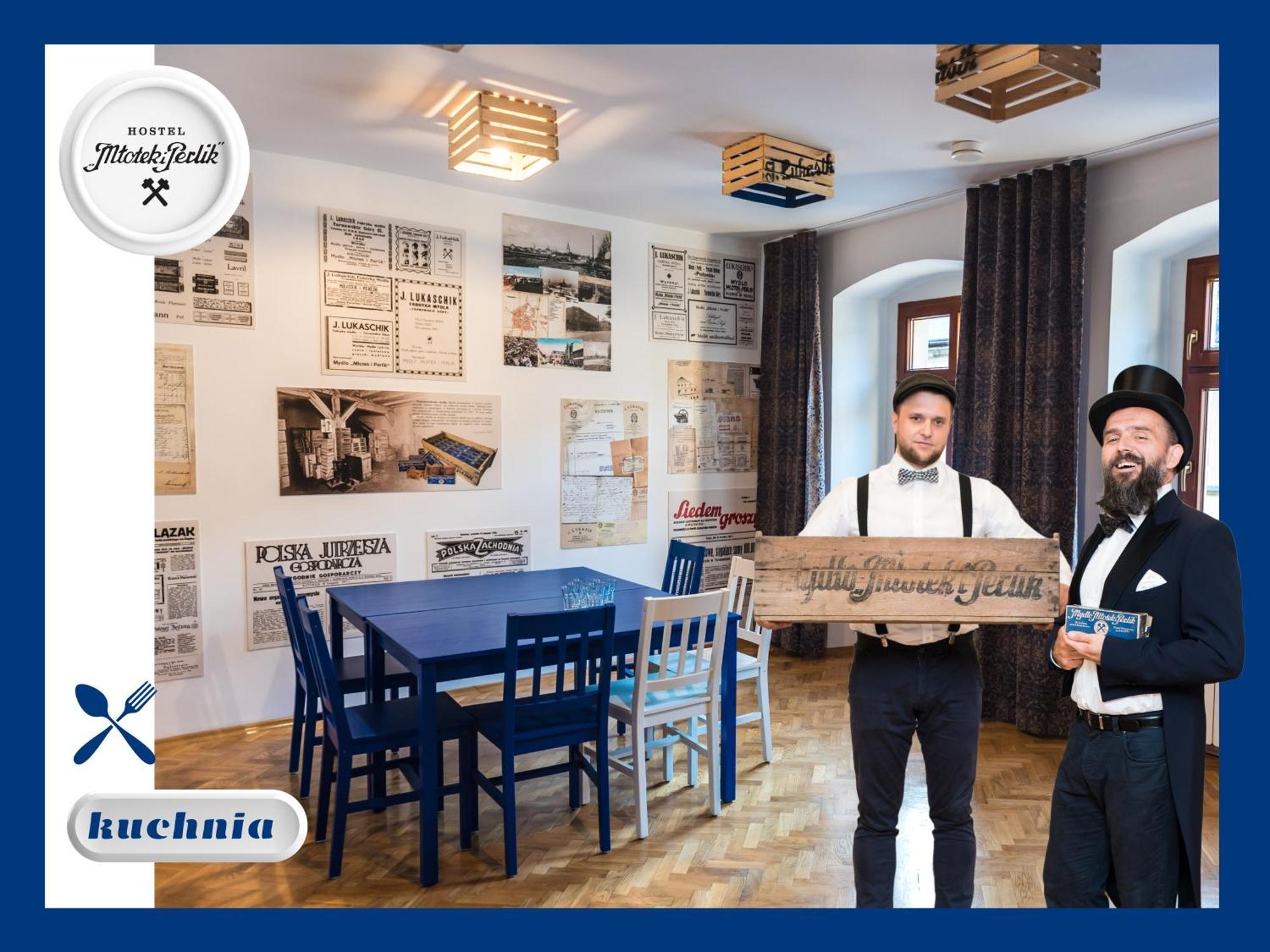 Hostel Mlotek I Perlik Тарновске-Гуры Экстерьер фото
